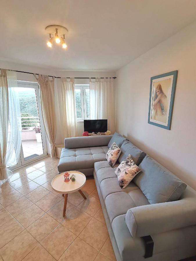 Lovely Apartment Branko Rabac With Balcony And Parking Luaran gambar