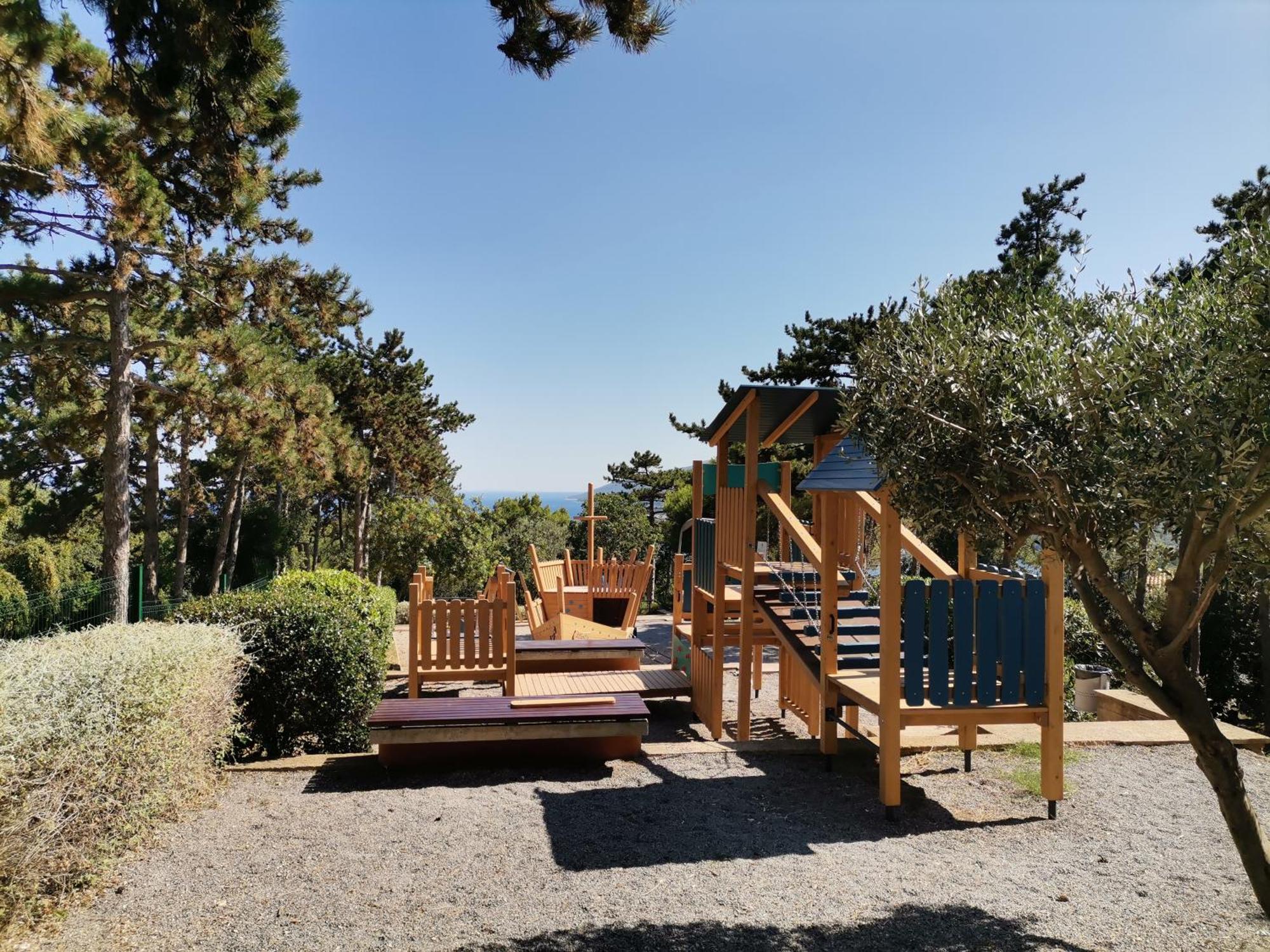 Lovely Apartment Branko Rabac With Balcony And Parking Luaran gambar
