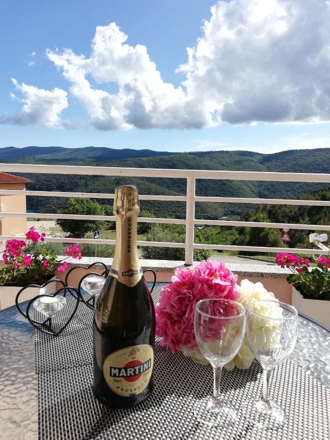 Lovely Apartment Branko Rabac With Balcony And Parking Luaran gambar