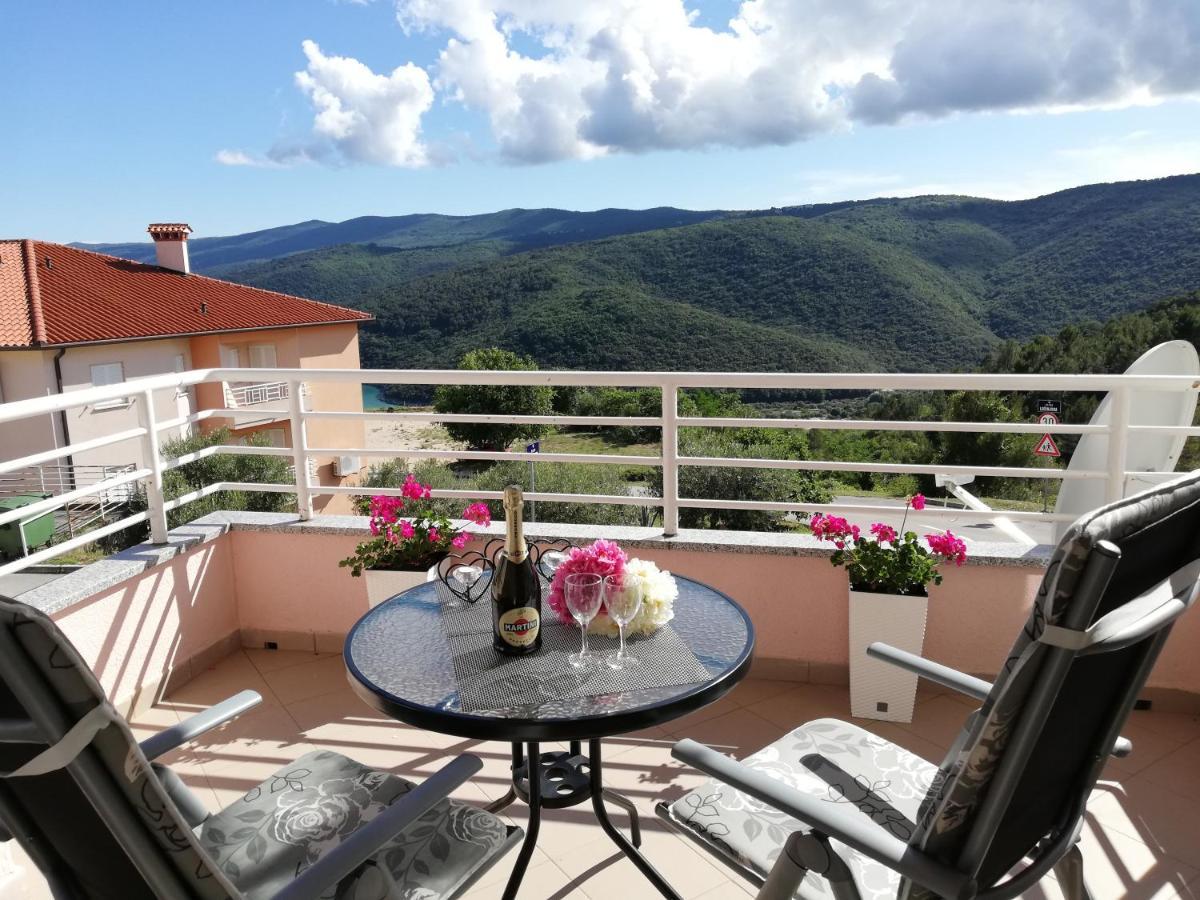 Lovely Apartment Branko Rabac With Balcony And Parking Luaran gambar